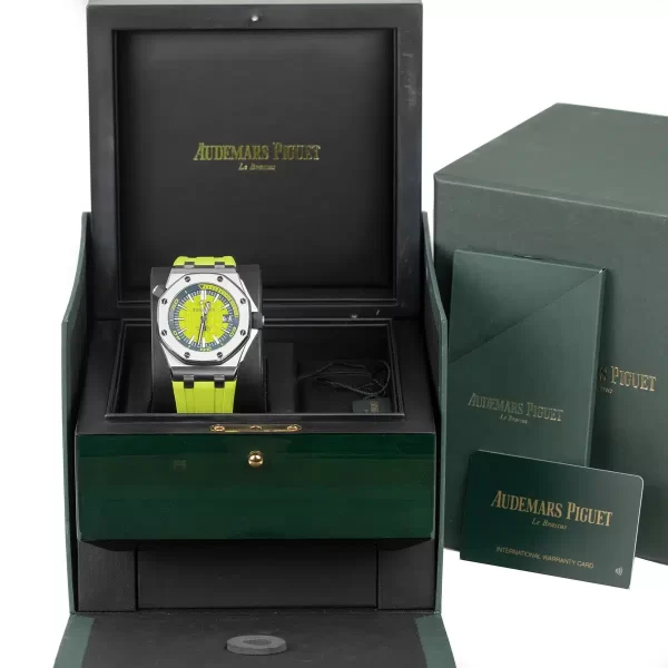 Audemars Piguet 15710ST.OO.A038CA.01 Royal Oak Offshore Diver Green Dial 42mm Watch - Image 3