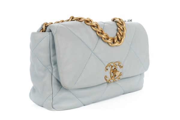 Chanel 19 Medium Baby Blue Goatskin Mixed Gold Hardware - Image 5